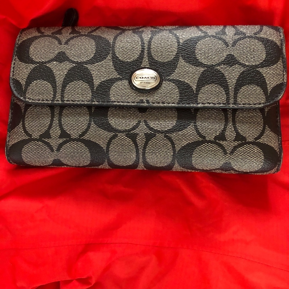 Coach wallet
